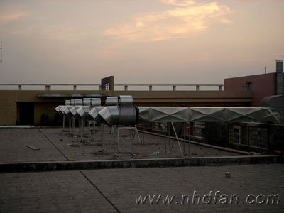 ���m���������r����